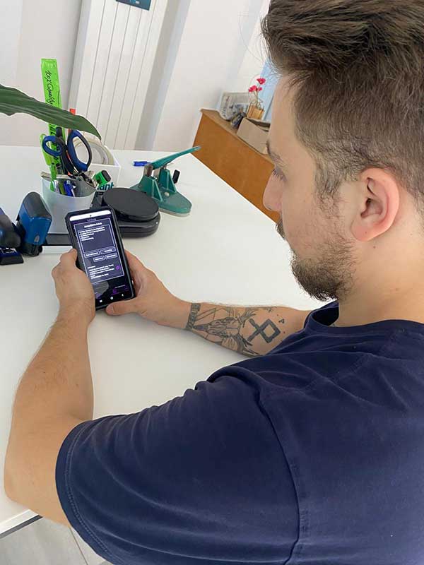 KI Uebersetzung in Label Mobile AWB Mertens